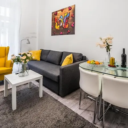Apartamento Akácfa 57 Stylish